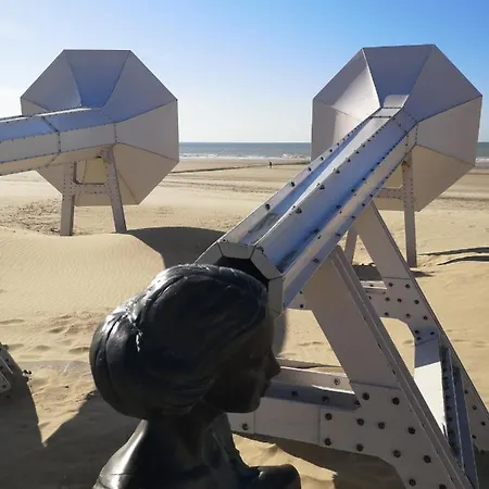 Westeinders Sea View Апартаменты Миделкерк